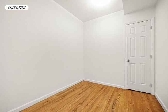Building Photo - 321 23rd St