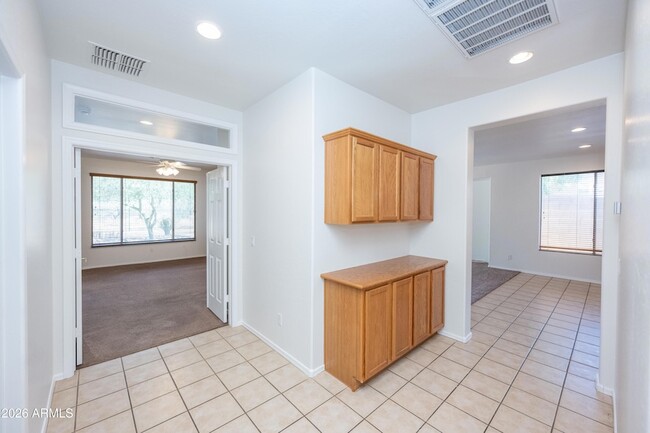 Building Photo - 40930 N Wild West Trail
