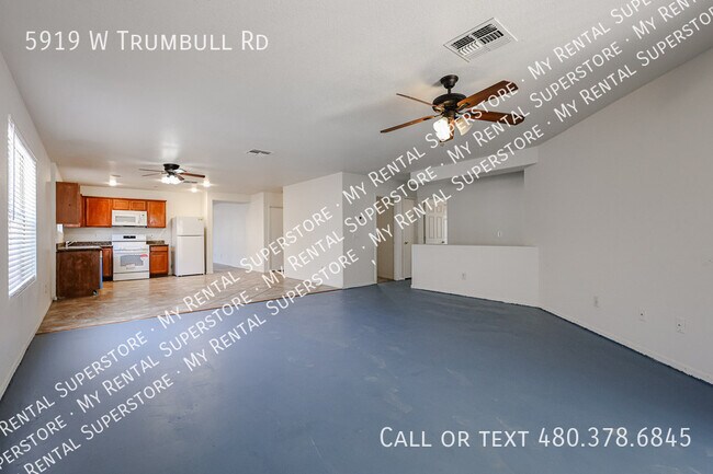 Building Photo - 5919 W Trumbull Rd