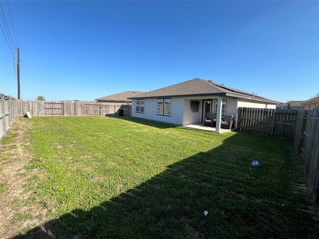 Building Photo - 827 Teal Moon Dr