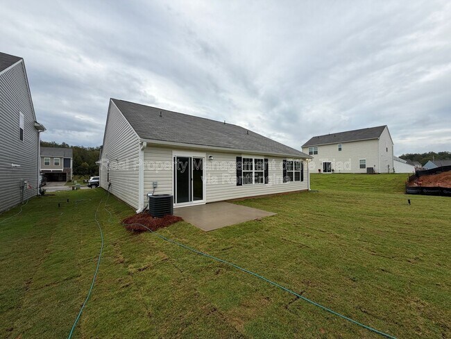 Building Photo - 1784 Mallard Dr