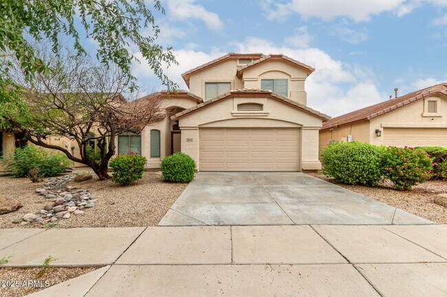 Building Photo - 8003 S 48th Dr