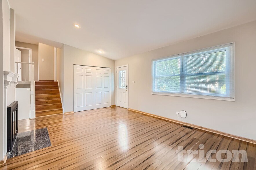 Building Photo - 4440 Trailside Ct