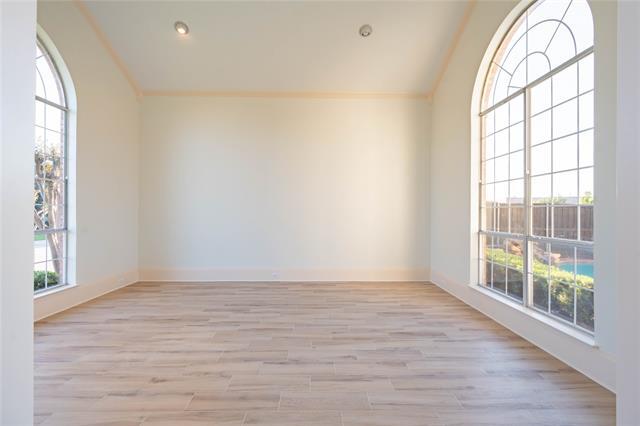 Building Photo - 4465 Longfellow Dr