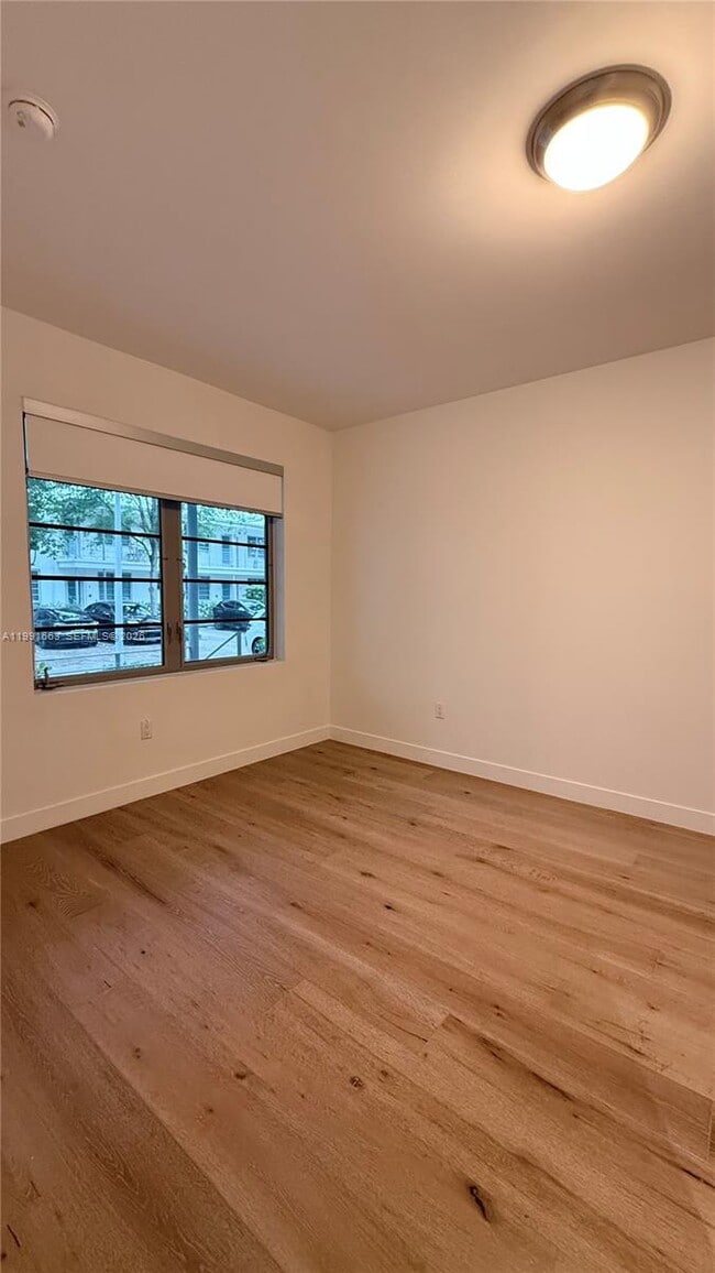 Building Photo - 2031 Meridian Ave