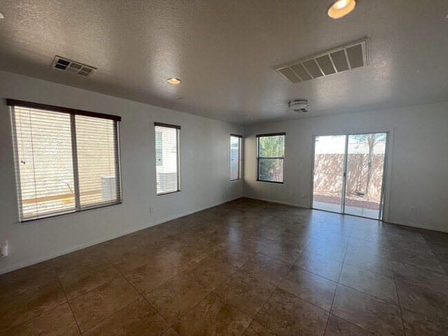 Building Photo - 8932 W Ryan Creek Ave