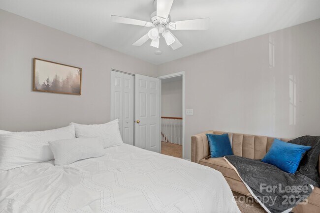 Building Photo - 11339 Dundarrach Ln