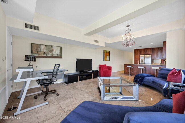 Building Photo - 7141 E Rancho Vista Dr