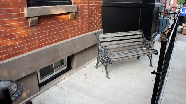 Building Photo - 256 10th St