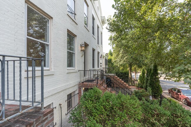 Building Photo - 1683 35th St NW