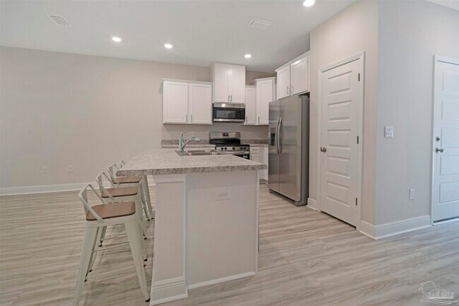 Building Photo - 8351 Bluejack Dr