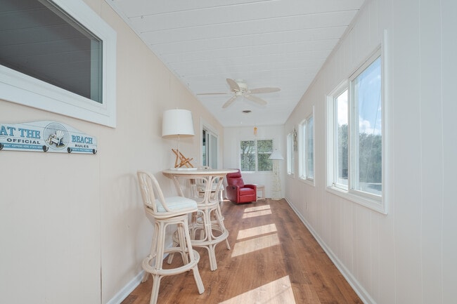Building Photo - 4327 S Hammerhead Dr