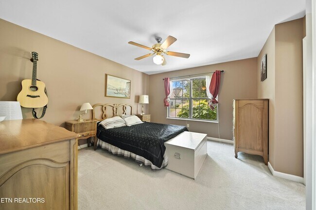 Building Photo - 10160 Highgate Cir