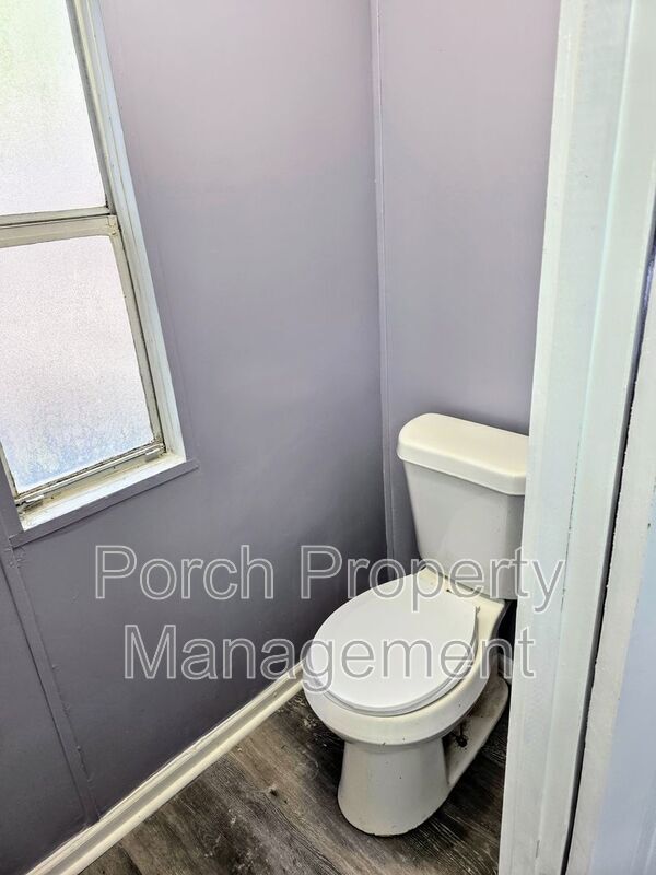 Building Photo - 12 Anne Cir