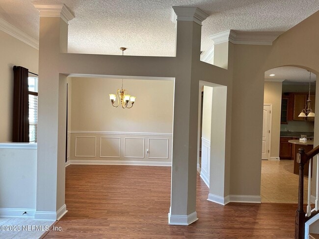 Building Photo - 1439 Barrington Cir