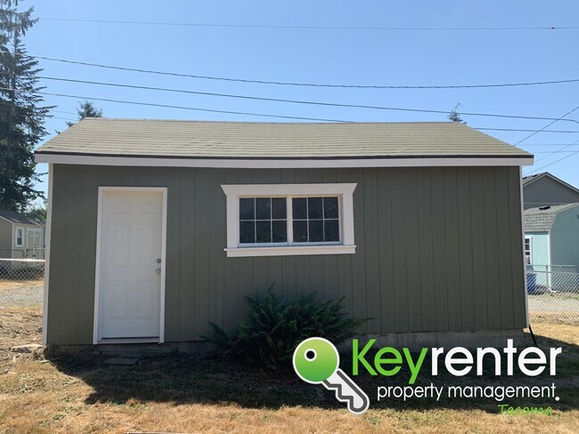 Building Photo - Recently Remodeled 3bd/1.5Bath Tacoma House!
