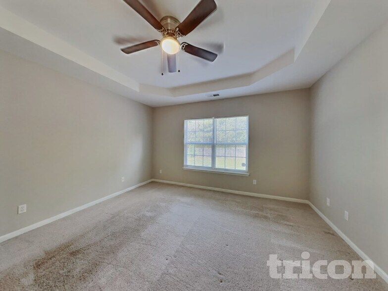 Building Photo - 4236 Glenmore Creek Dr
