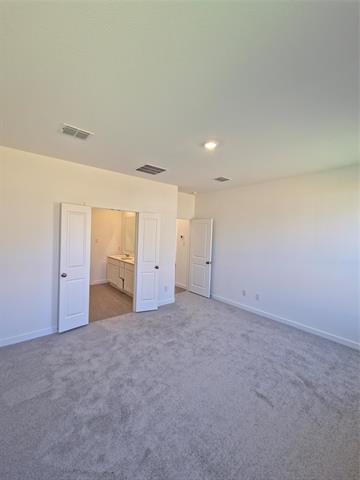 Building Photo - 925 Raintree Rd