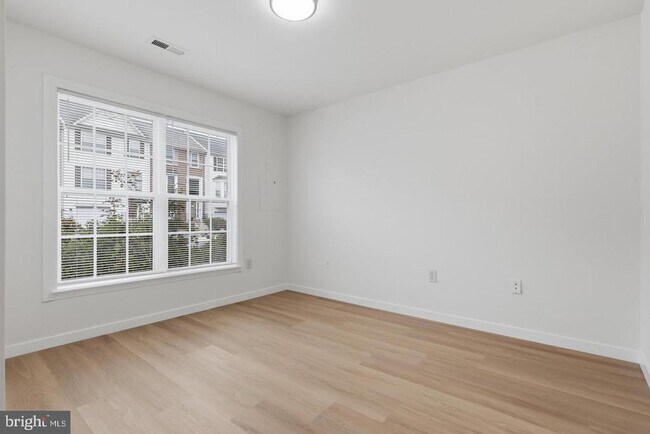 Building Photo - 1904 Fieldstone Way