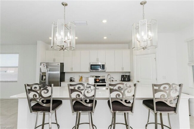 Building Photo - 5680 Melbourne Ct