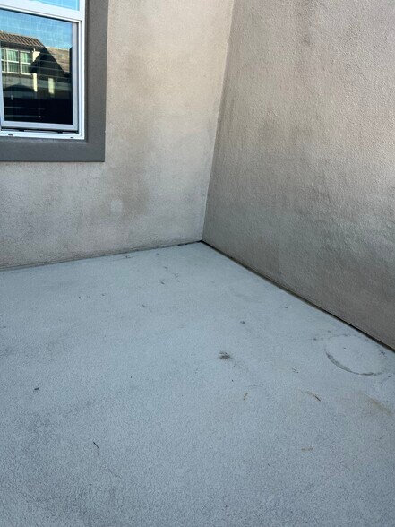 Building Photo - 7363 Luminaire Pl