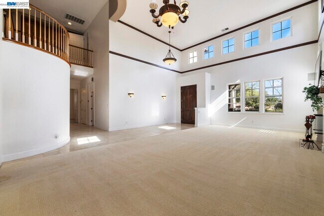 Building Photo - 3479 Gravina Pl