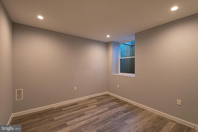 Building Photo - 808 W Norris St