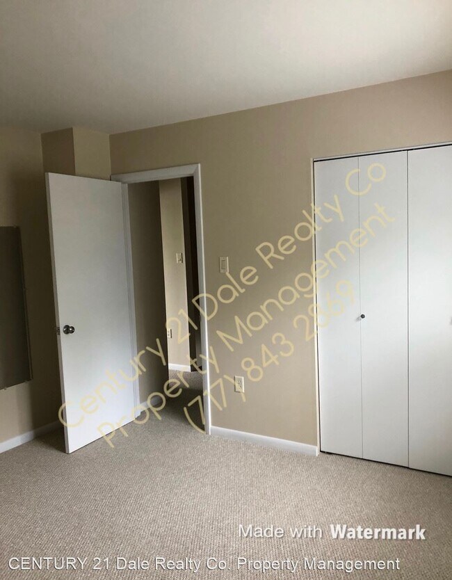 Building Photo - 2 br, 1.5 bath House - 20 Williamstown Circle