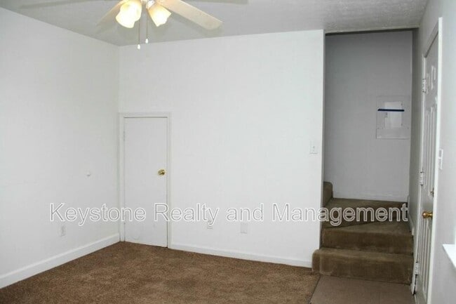 Building Photo - 1375 Thompsonville Ln