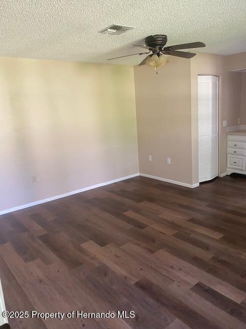 Building Photo - 6440 Ocean Pines Ln