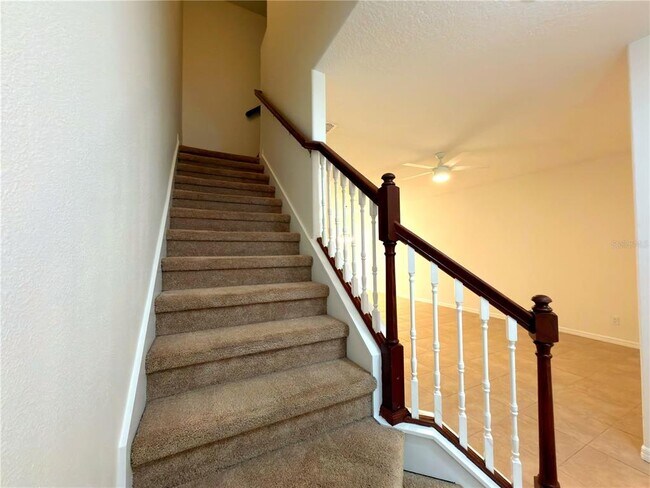 Building Photo - 1036 Laurel Ridge Ln