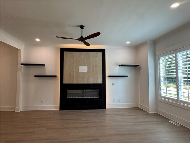Building Photo - 173 Brush Creek Ct