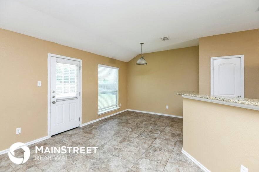 Building Photo - 3457 Cayman Dr