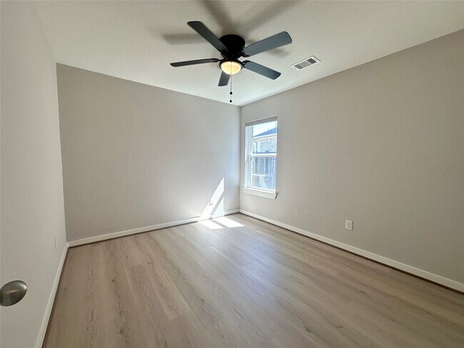 Building Photo - 2629 Bernadino Dr