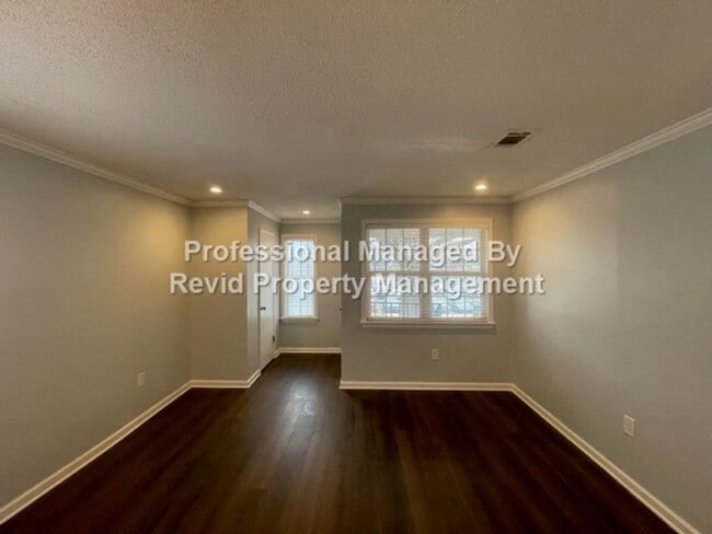 Building Photo - 36 N Auburndale St