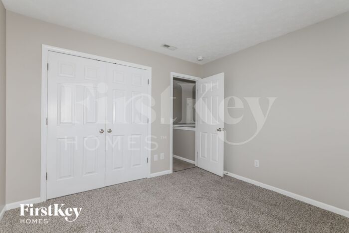 Building Photo - 6318 Kentstone Dr