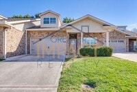 Building Photo - 810 Klondike Way