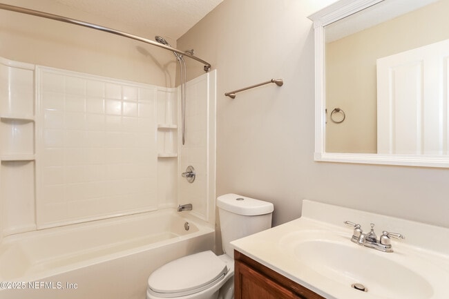 Building Photo - 664 Corduroy Ct