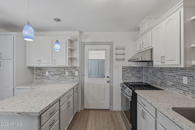 Building Photo - 3640 N 21st Ave