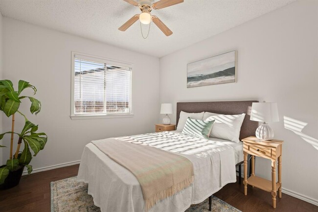 Building Photo - 7730 Croftwood Dr