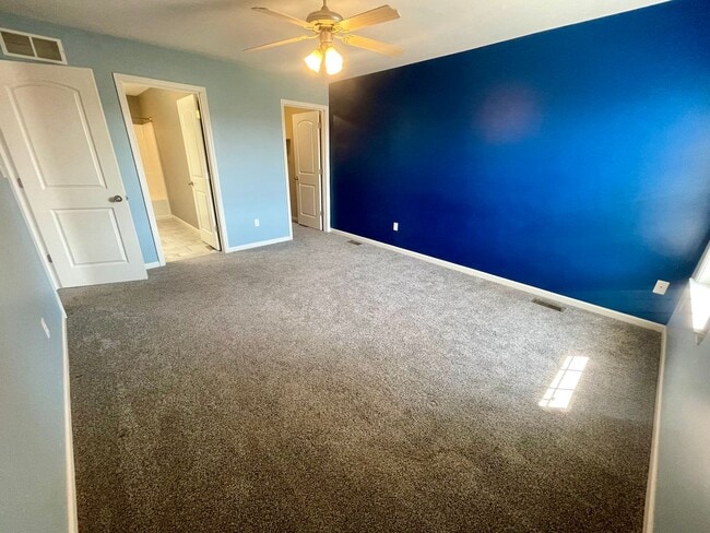 Building Photo - 208 Port Way