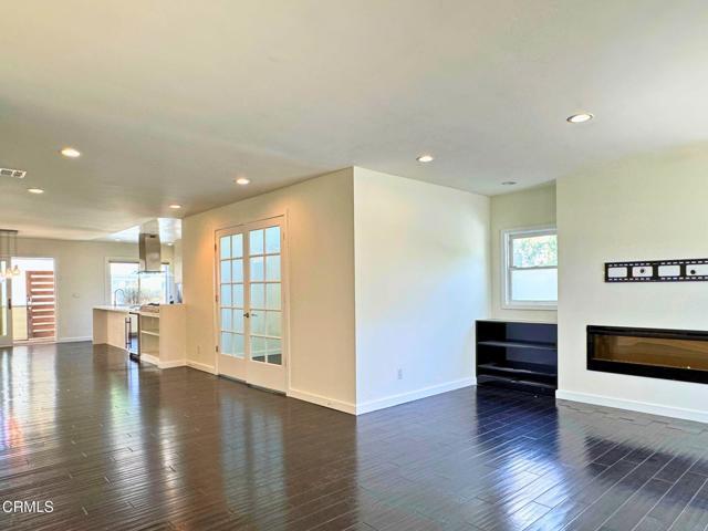 Building Photo - 869 S Euclid Ave