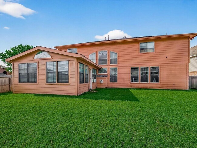 Building Photo - 602 Field Run Ct