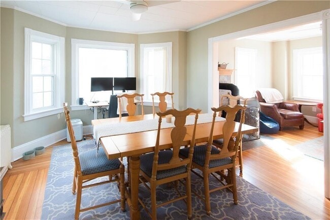 Building Photo - 21 Congdon Ave