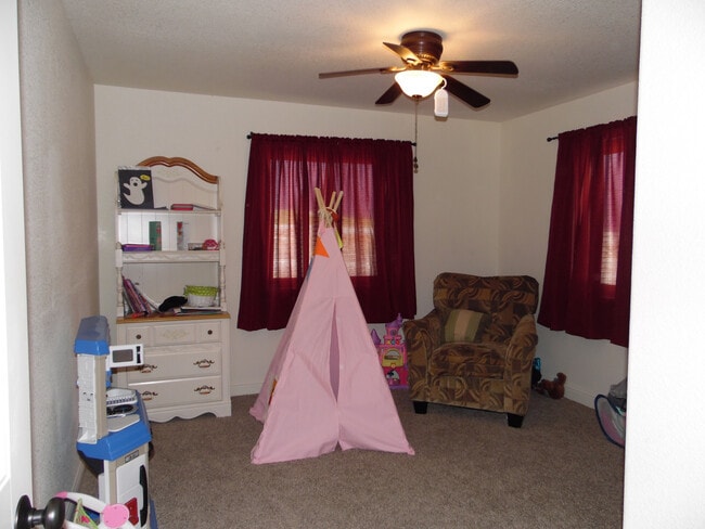 Building Photo - 4113 Gunsmoke Rd