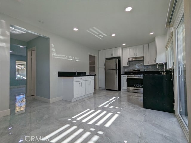 Building Photo - 47 Heritage