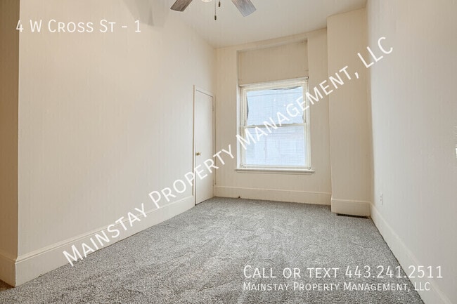 Building Photo - 4 W Cross St