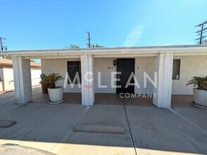 Building Photo - 511 Calle Roca