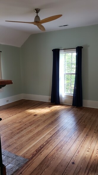 Building Photo - 503 Wachovia St