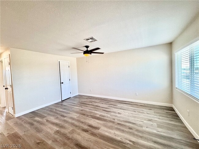 Building Photo - 2081 S Dandelion St
